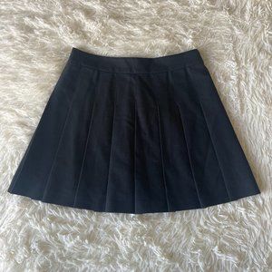 Aritzia BRAND NEW Sunday Best Pleated Flare Mini Skirt